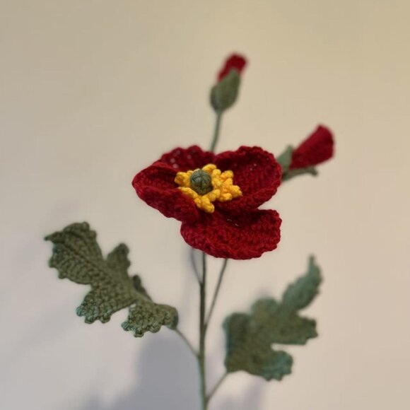 Hand-Crocheted Poppy Flower Bouquet - Symbol of Remembrance and Beauty 15" - Picture 3 of 6